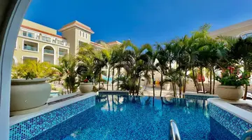 Sunrise Romance Resort ***