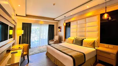 Sunrise Romance Resort ***