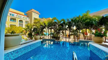 Sunrise Romance Resort ***