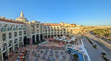 Sunrise Romance Resort ***