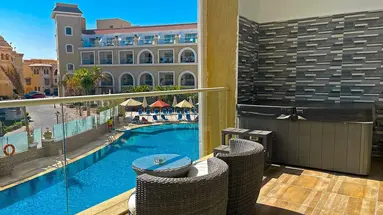 Sunrise Romance Resort ***