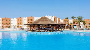SUNRISE ROYAL MAKADI RESORT