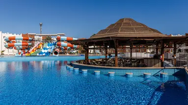 SUNRISE ROYAL MAKADI RESORT