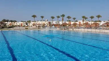 SUNRISE ROYAL MAKADI RESORT