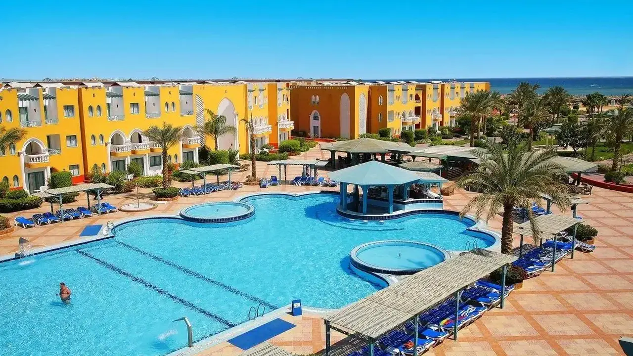 SUNRISE SELECT GARDEN BEACH RESORT