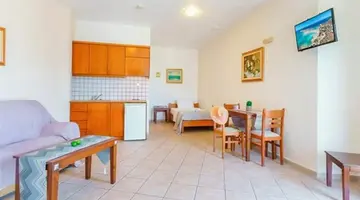 Sunrise Suites