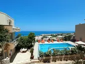 Sunrise Suites