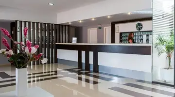 SUNRISE VILLAGE HOTEL
