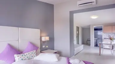 SUNRISE VILLAGE HOTEL
