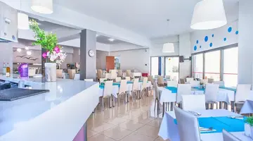 SUNRISE VILLAGE HOTEL