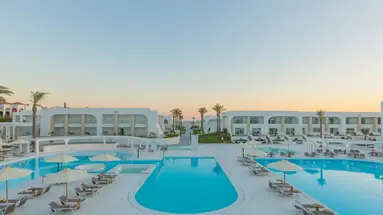Sunrise White Hills Resort
