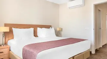 Sunset Bay Club