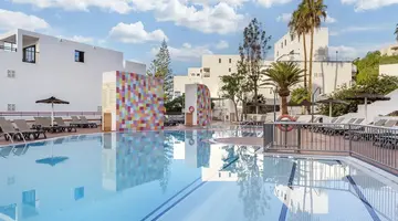 Sunset Bay Club