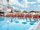 Sunset Bay Club
