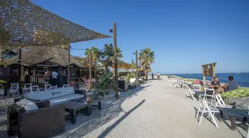 Sunset Beach Club