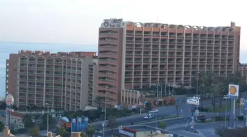 Sunset Beach Club