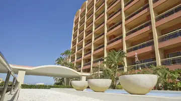 Sunset Beach Club