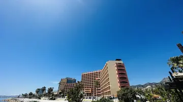Sunset Beach Club