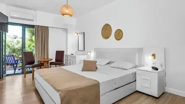 Sunset Beach Hotel
