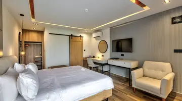 Sunset Beach Hotel