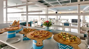 Sunset Beach Hotel