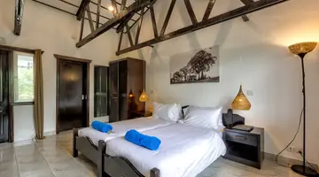 Sunset Beach Hotel
