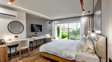 Sunset Beach Hotel