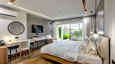 Sunset Beach Hotel