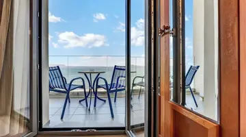 Sunset Beach Hotel