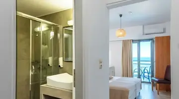 Sunset Beach Hotel