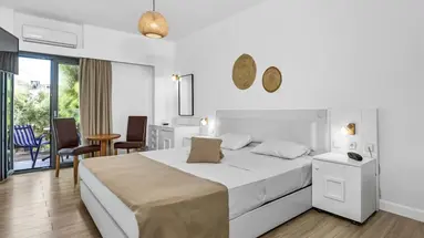 Sunset Beach Hotel