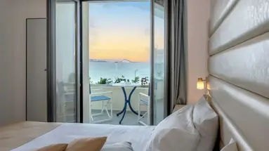 Sunset Beach Hotel