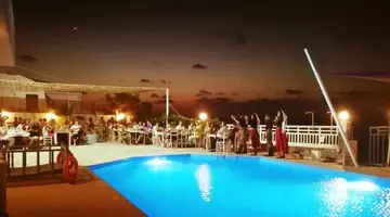 SUNSET BEACH Shotels