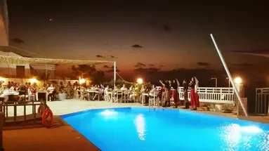 SUNSET BEACH Shotels