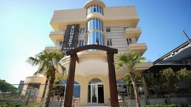 Sunset By Sea Side Hotel