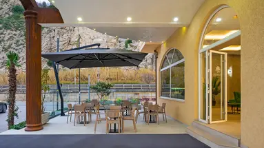 SUNSET HOTEL