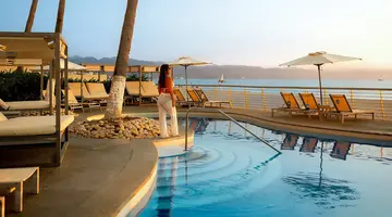 Sunset Plaza Beach Resort