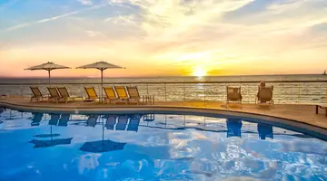 Sunset Plaza Beach Resort