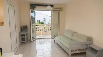Sunset Studios & Apartments