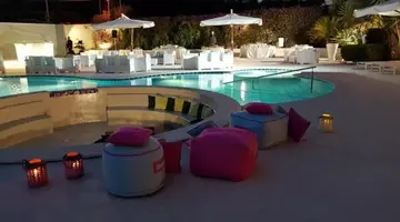 Sunshine Club Hotel