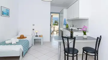 SUNSHINE GARDEN APARTMENTS
