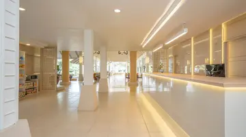 SUNSHINE GARDEN RESORT