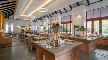 SUNSHINE GARDEN RESORT