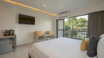 SUNSHINE GARDEN RESORT