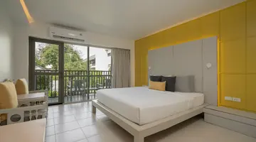 SUNSHINE GARDEN RESORT