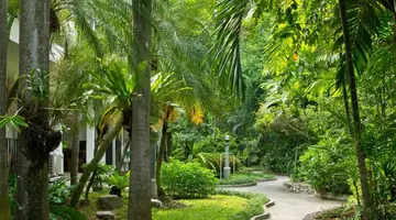 SUNSHINE GARDEN RESORT