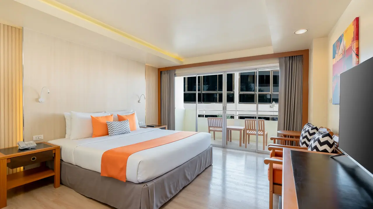 SUNSHINE HOTEL & RESIDENCES
