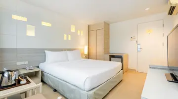 SUNSHINE HOTEL & RESIDENCES