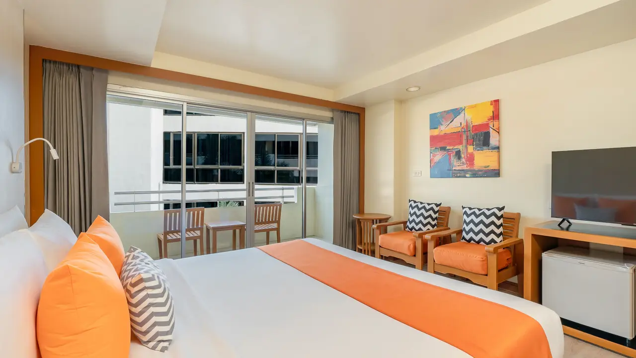 SUNSHINE HOTEL & RESIDENCES