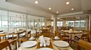 SUNSHINE HOTEL & RESIDENCES